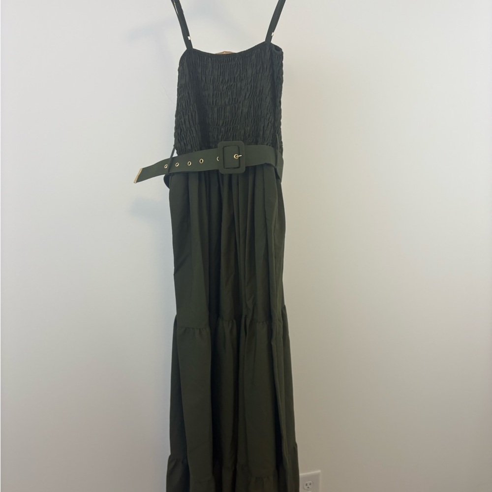 Luxury Italian-Made Olive Green Smocked Maxi Dress – Size 46 (12)